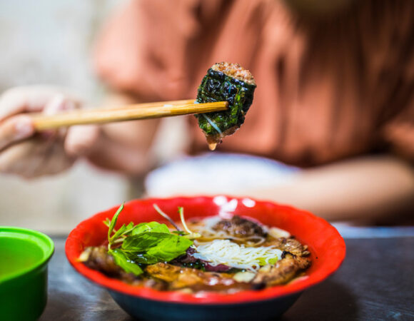 Discover Hanoi’s Must-Try Street Food: A Culinary Journey through Iconic Dishes