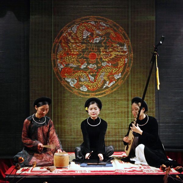 “Traditional Vietnamese music in Hanoi