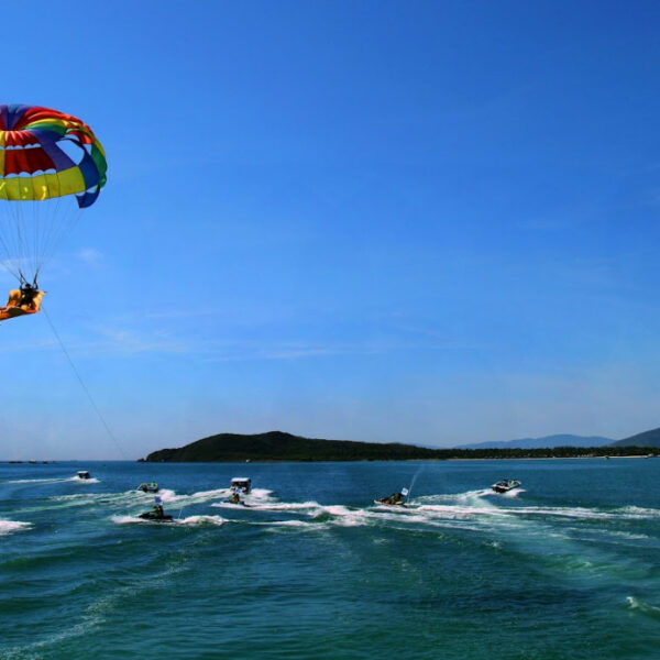 🏄‍♂️ Surfing in Vietnam: Top Beaches, Best Seasons & Travel Tips for 2025