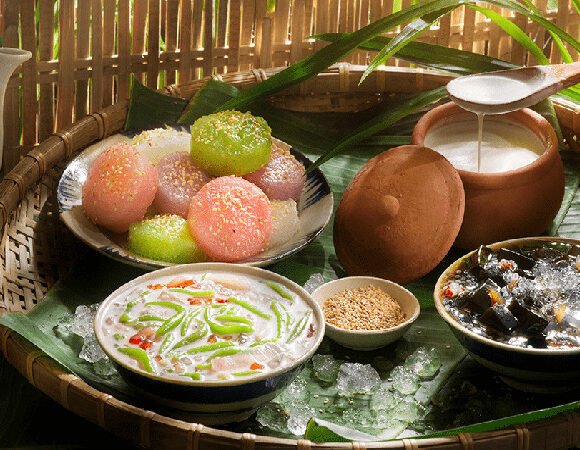 Top 10 Irresistible Vietnamese Desserts to Try on Your Vietnam Food Adventure