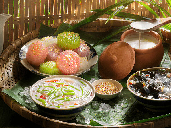 Top 10 Irresistible Vietnamese Desserts to Try on Your Vietnam Food Adventure