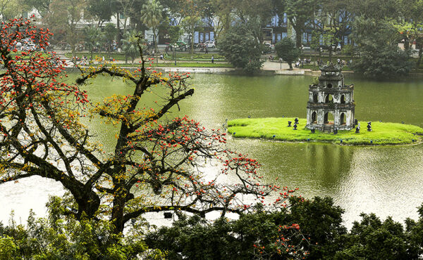 A Swiss Couple’s Vietnam Travel Journey – 15 Days of Culture, Cuisine, and Natural Wonders