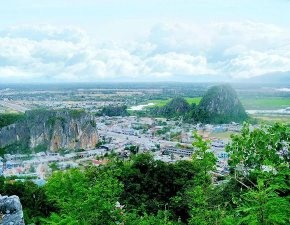 Marble Mountains Da Nang: 5 Majestic Karst Peaks of Vietnam’s Spiritual Gem