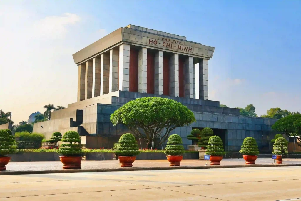 Hanoi, Ninh Binh, Ha Long Bay & Ho Chi Minh City 7 Days 6 Nights Tour – Discover Vietnam’s Highlights