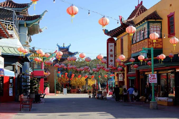 District 5 & Chinatown